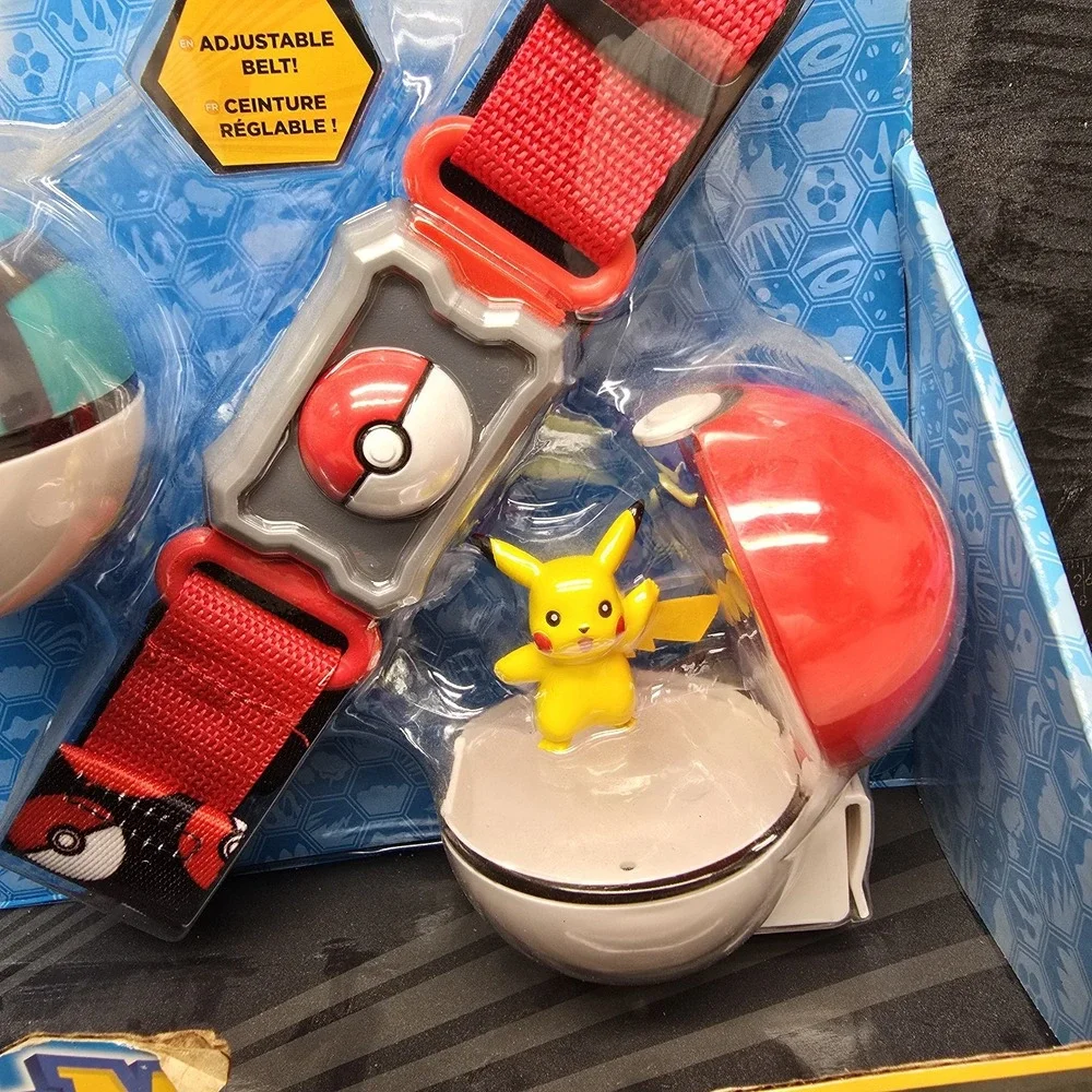 Pokémon Clip N' Carry Pikachu PokeBall Adjustable Belt Set Sealed - How Cool?